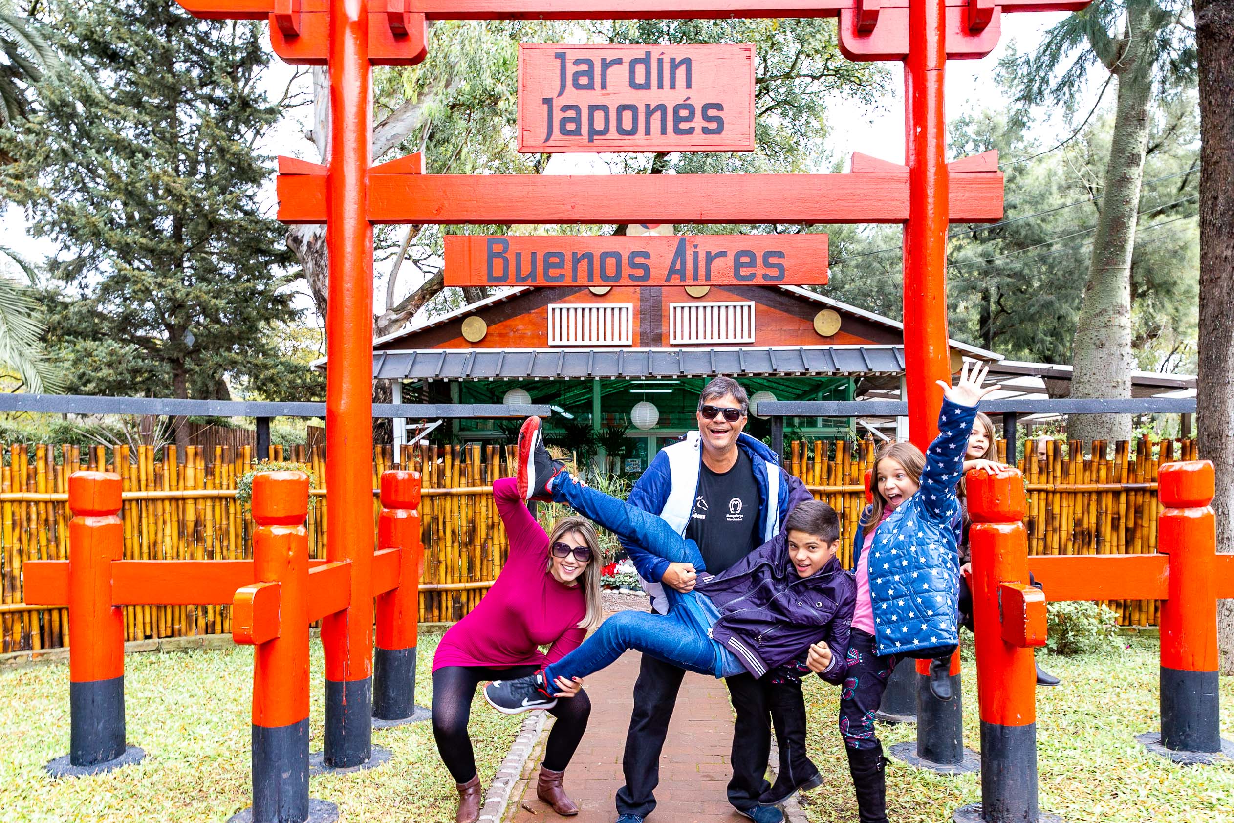 Isabela, Marcos & família